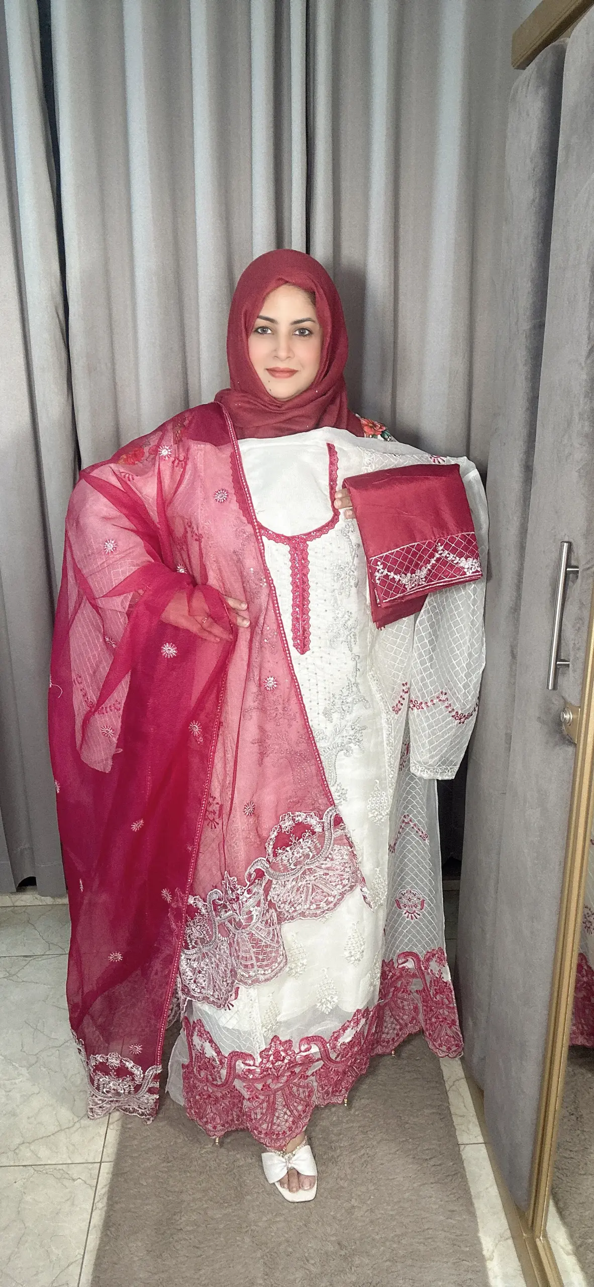 Pakistani Zamzam Lawn Three Piece - Image 13