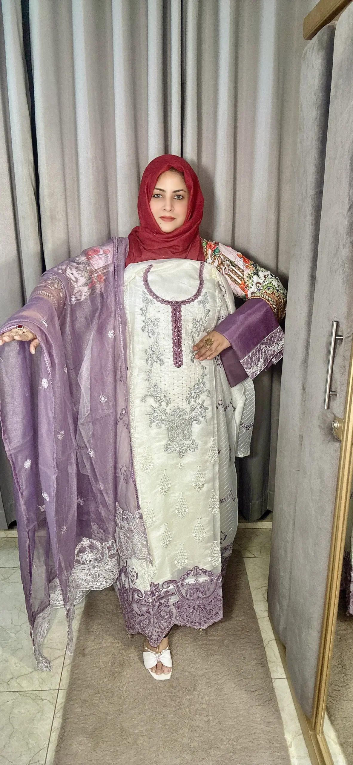 Pakistani Zamzam Lawn Three Piece - Image 12